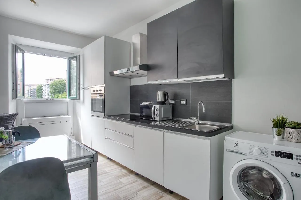 Joivy Lively Flat Near City Centre Milan Apartment